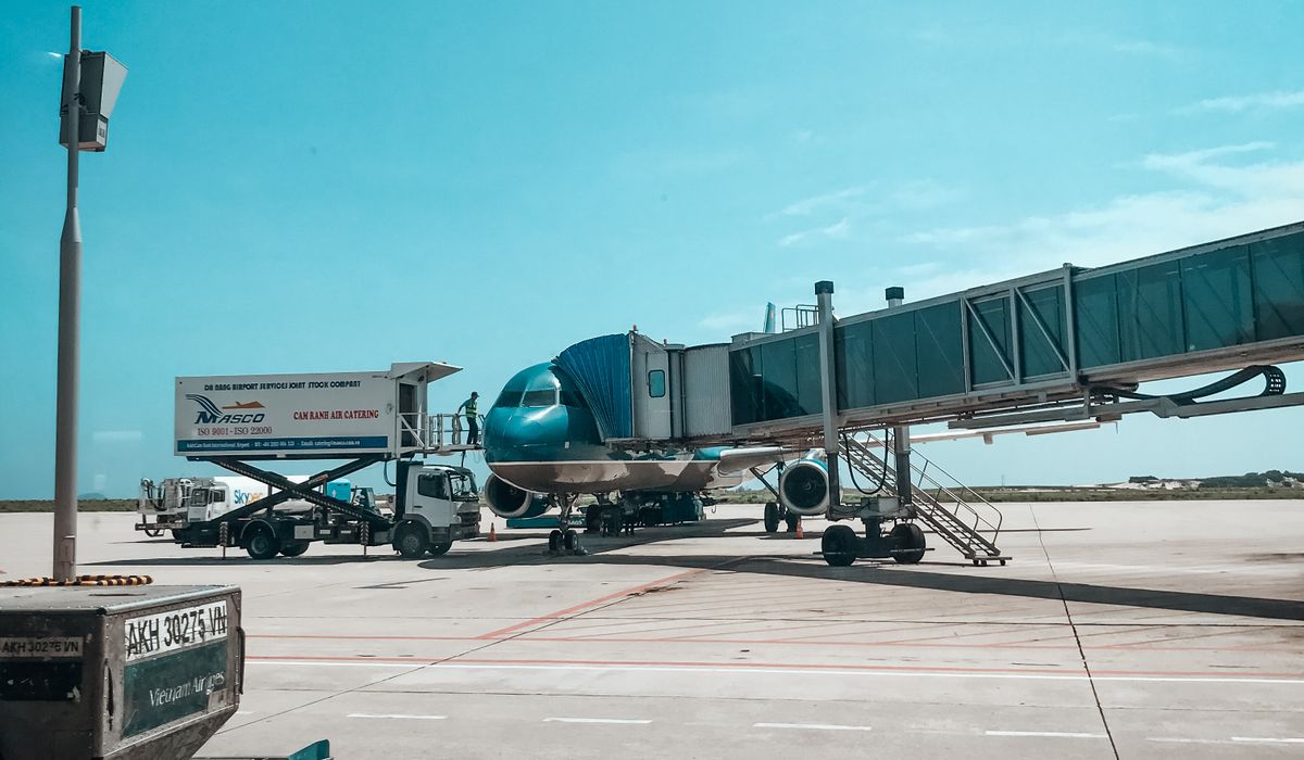 Managing Luggage and Equipment for Corporate Roadshows